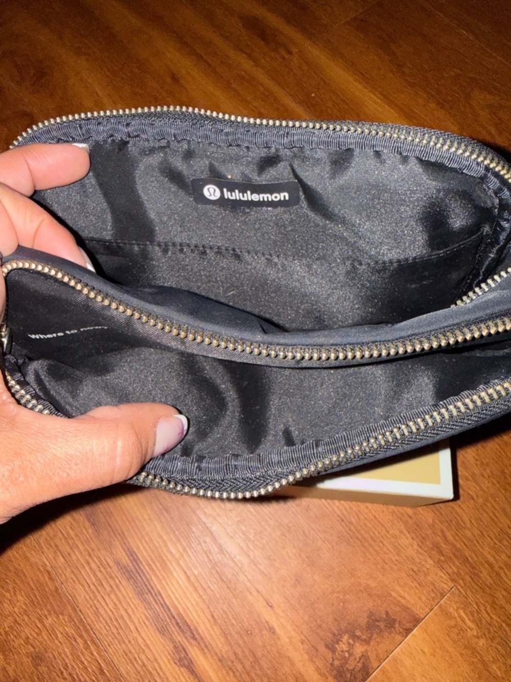 Lululemon Crossbody Camera Bag 2L — One Size — Lightweight Travel/Crossbody - Picture 2 of 7